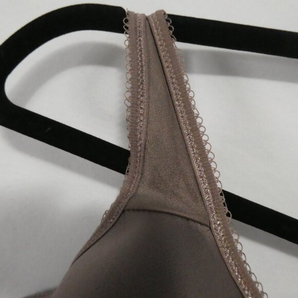 WACOAL | 42 DD | Elegant Taupe Contoured Bra | Removeable Padding Not Included - Picture 6 of 15